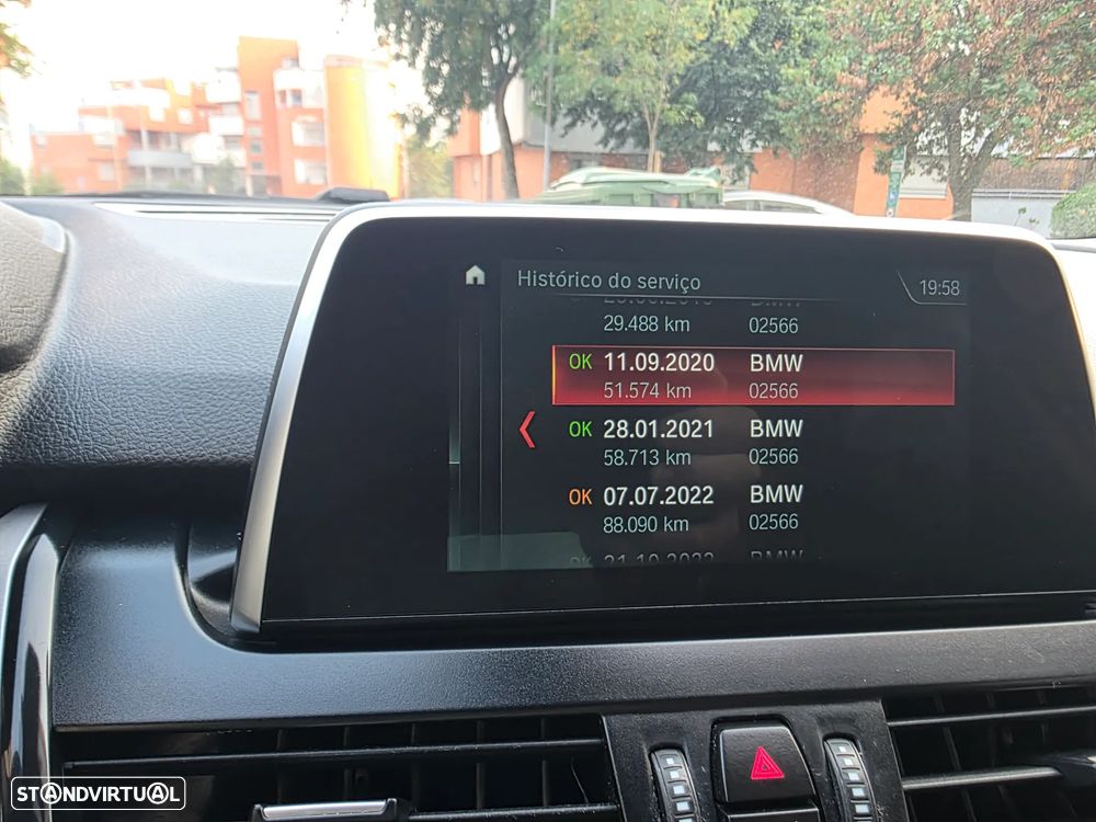 BMW 216 Active Tourer d Line Luxury - 28