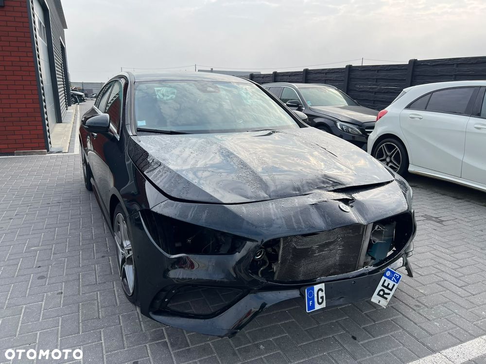 Mercedes-Benz CLA 250 AMG Line 7G-DCT - 22