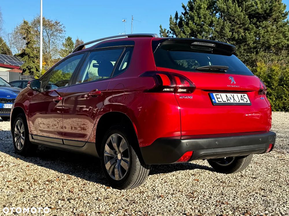 Peugeot 2008 - 11