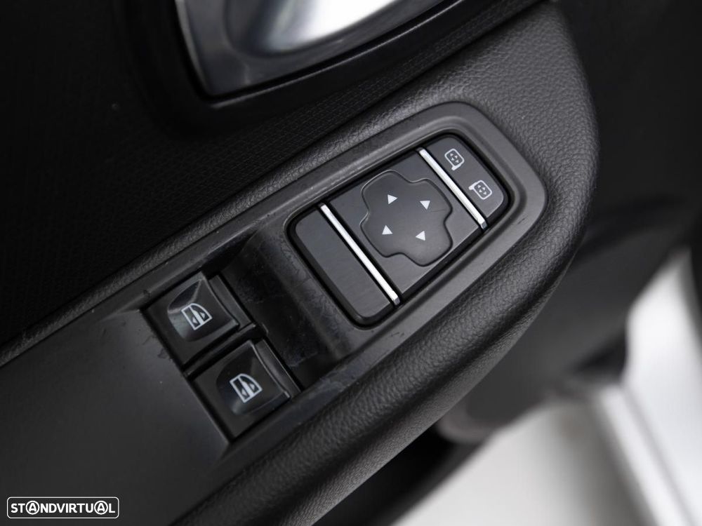 Renault Clio 1.5 dCi Zen - 12