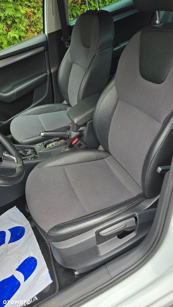 Skoda Octavia 2.0 TDI DSG Premium Edition - 8