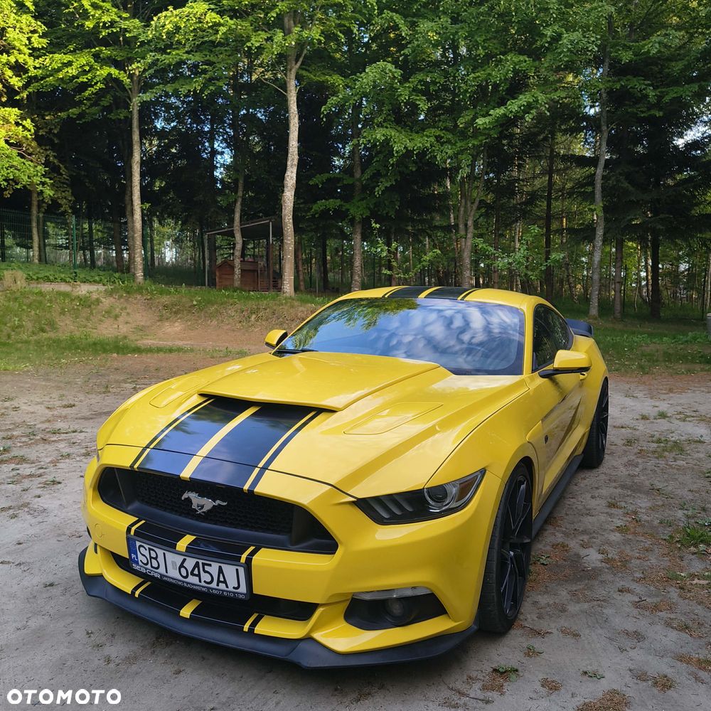 Ford Mustang - 2