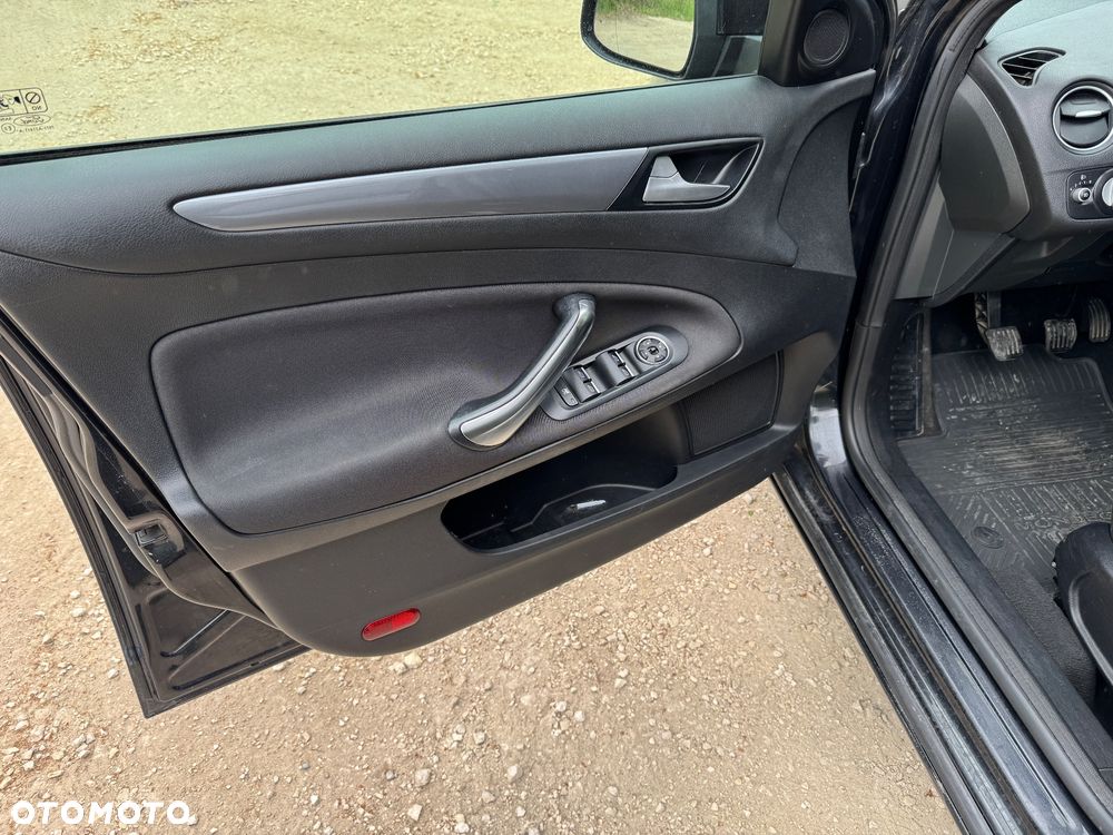 Ford Mondeo 2.0 TDCi Trend - 13