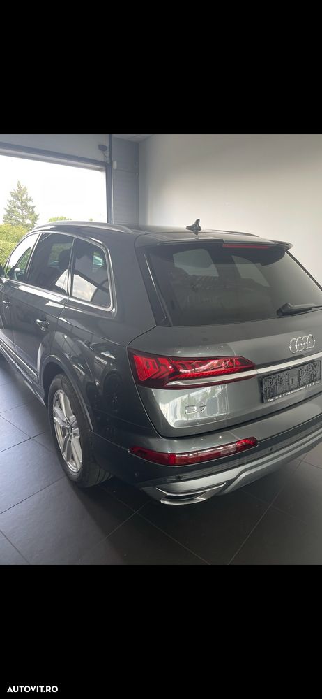 Audi Q7 55 TFSI quattro Tiptronic S line - 3