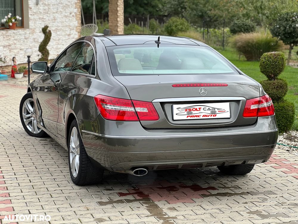 Mercedes-Benz E - 4