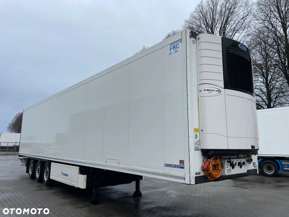 Krone Chłodnia ,Doppelstock , Carrier Vector 1950, Kwiatowa 2,50m - 3