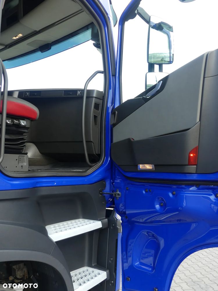 Volvo FH4 460 / EURO 6 / AUTOMAT / STANDARD / - 27