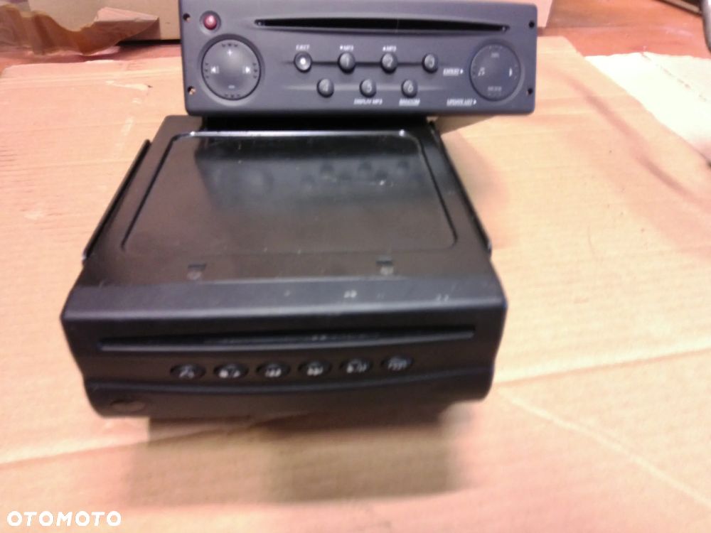 RENAULT ESPACE IV CD RADIO DVD MONITORY W ZAGLOWKACH - 4