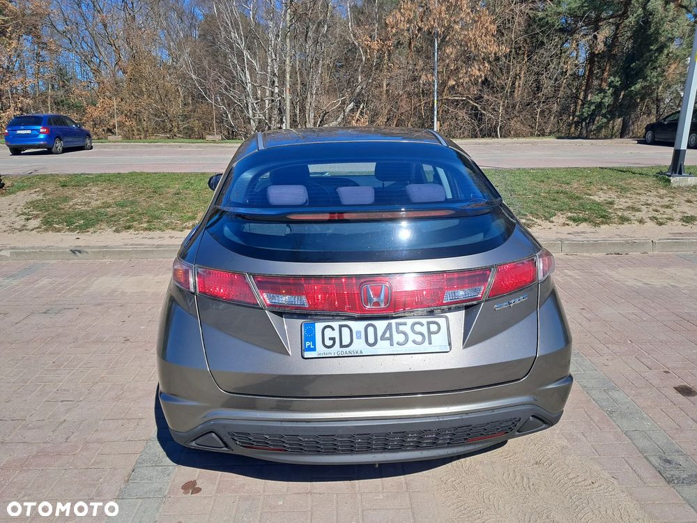 Honda Civic 1.4 Comfort - 2