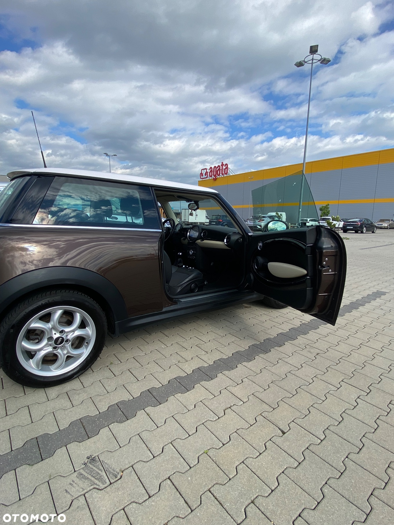 MINI Cooper Standard - 13