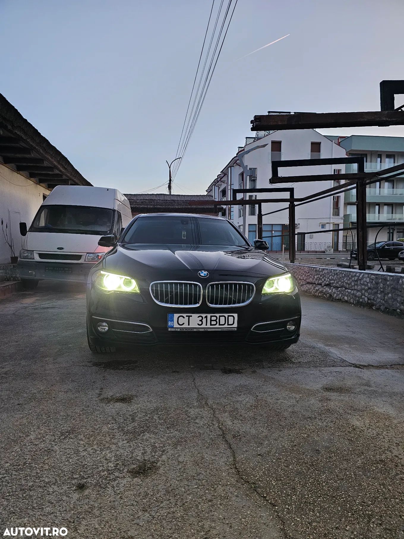 BMW Seria 5 520d xDrive AT - 1
