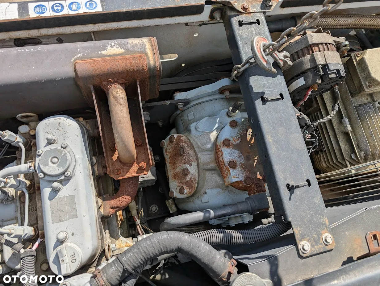 Agregat spalinowy + elektryczny chłodniczy Carrier Supra 950MT 400V Kubota D1105D Yanmar - 4