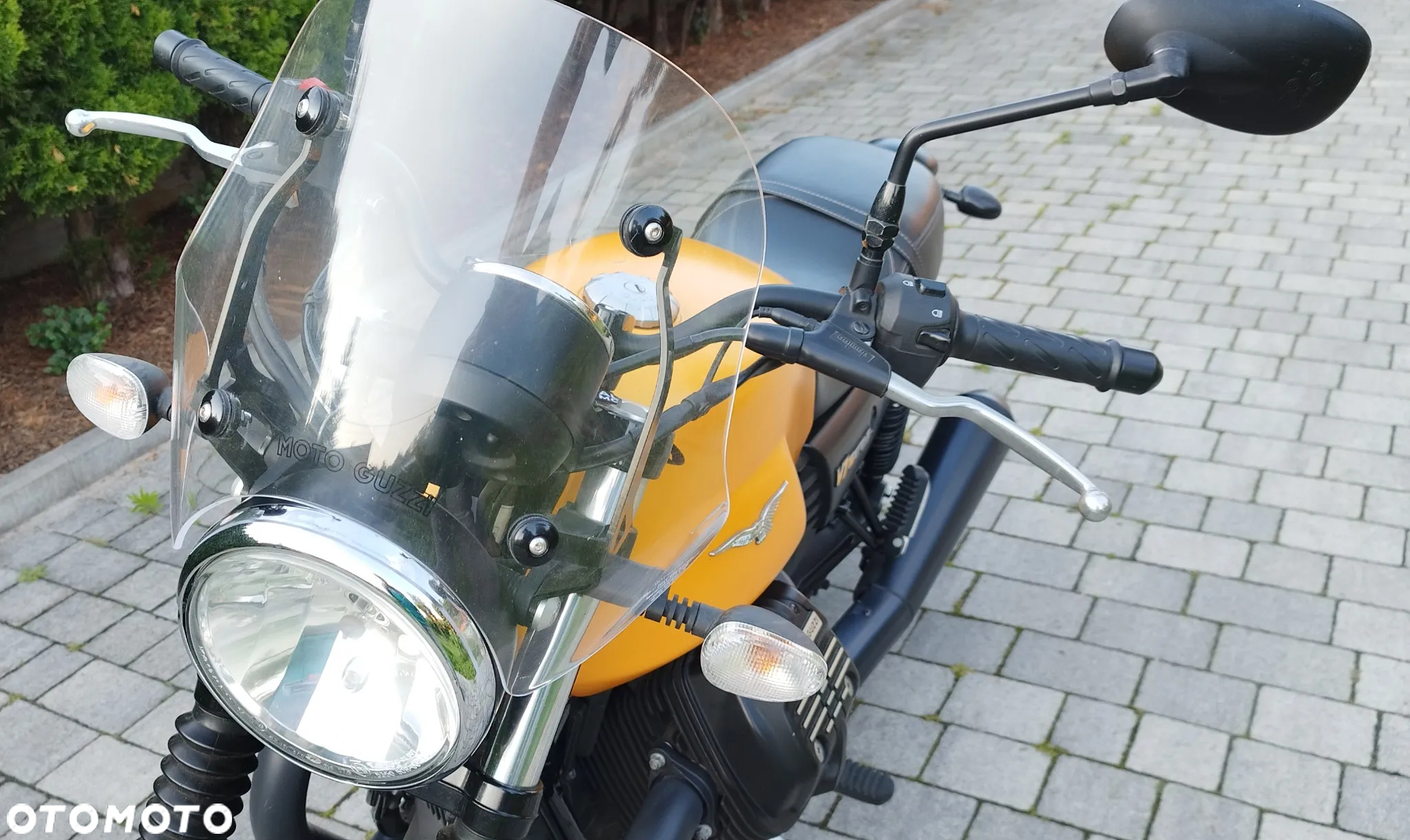 Moto Guzzi Stone - 14