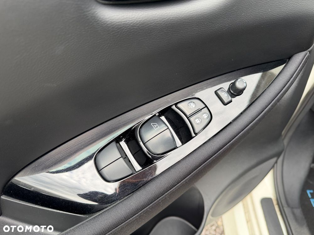 Nissan Leaf 40 kWh Tekna - 12