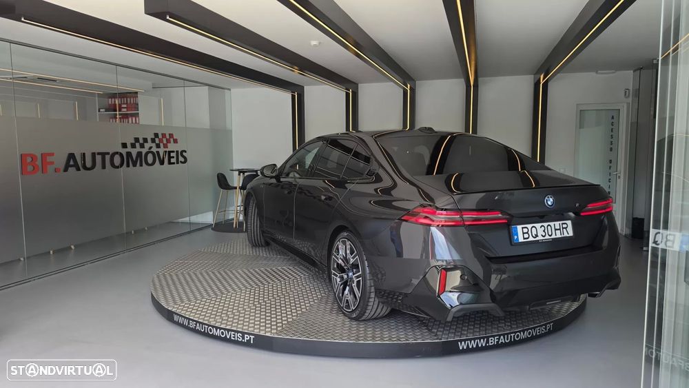 BMW i5 eDrive40 Pack Desportivo M Pro - 4