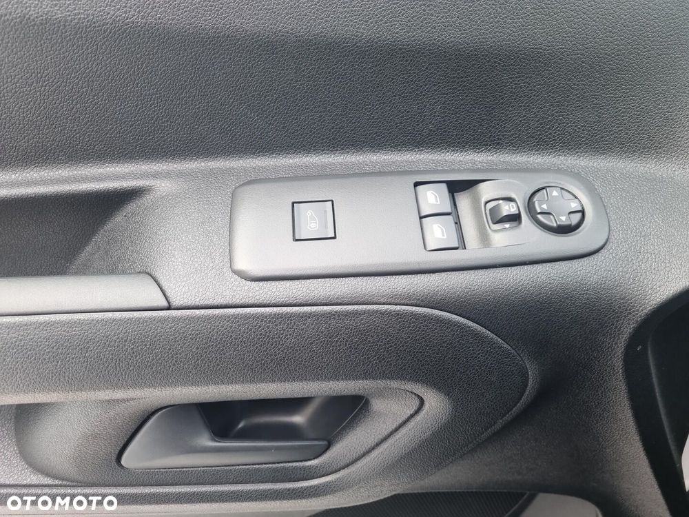 Toyota PROACE CITY - 24