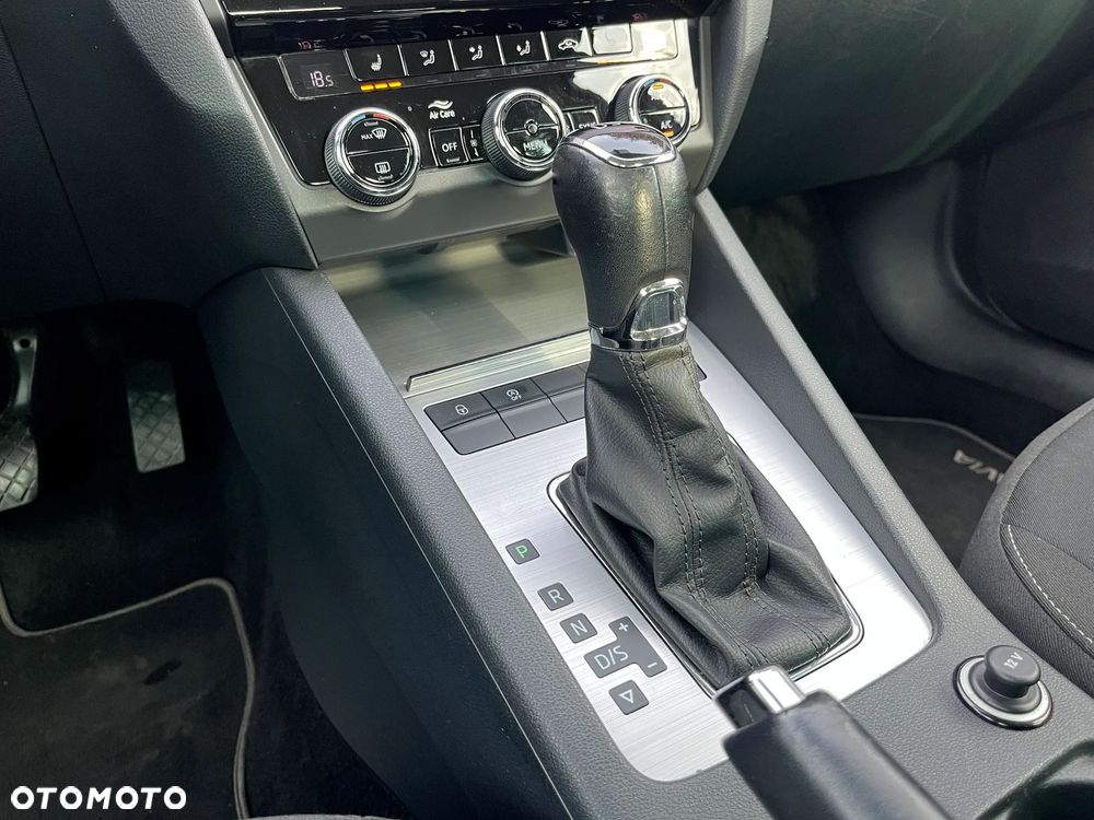 Skoda Octavia 2.0 TDI SCR Ambition DSG - 21
