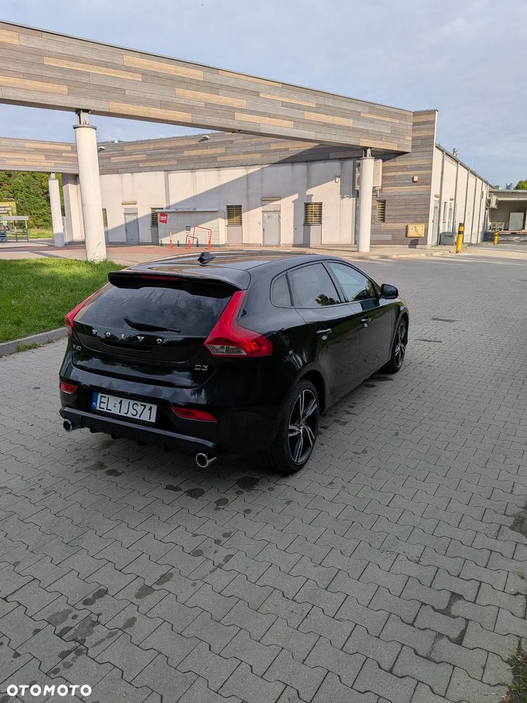 Volvo V40 D3 R-Design Summum - 6