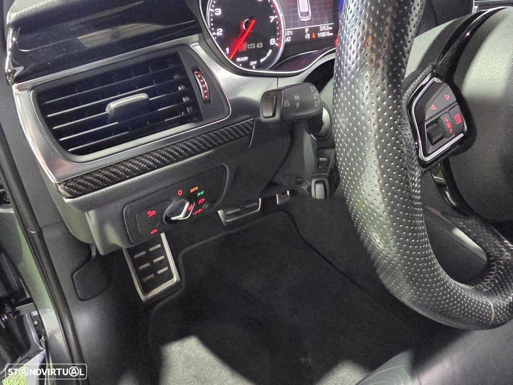 Audi RS6 - 12