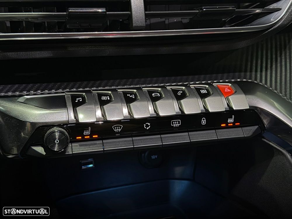 Peugeot 3008 1.2 PureTech Allure EAT8 - 27