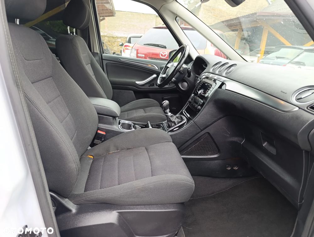 Ford Galaxy - 30
