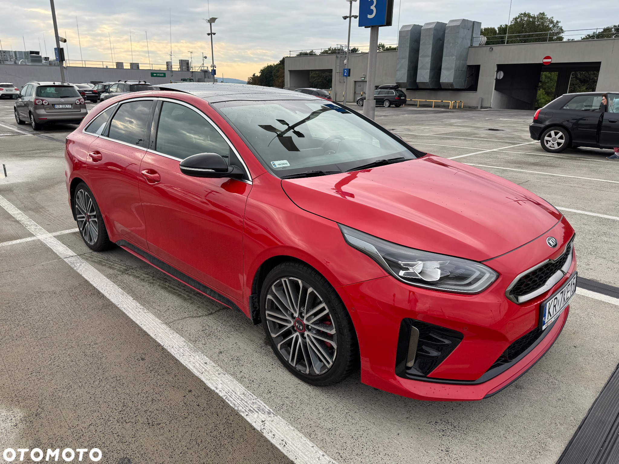 Kia ProCeed 1.6 T-GDI GT DCT - 2