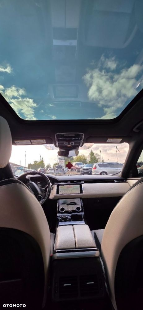 Land Rover Range Rover Velar - 32