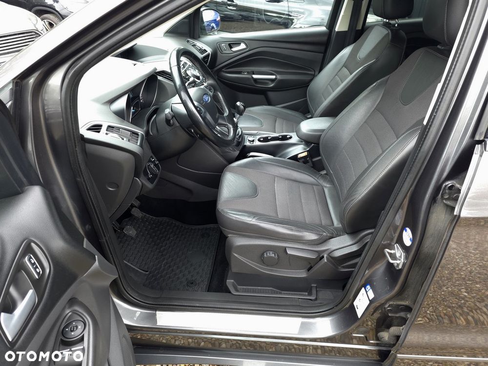 Ford Kuga 2.0 TDCi FWD Titanium - 9