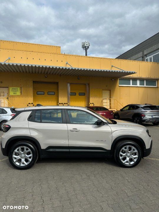 Jeep Avenger - 11