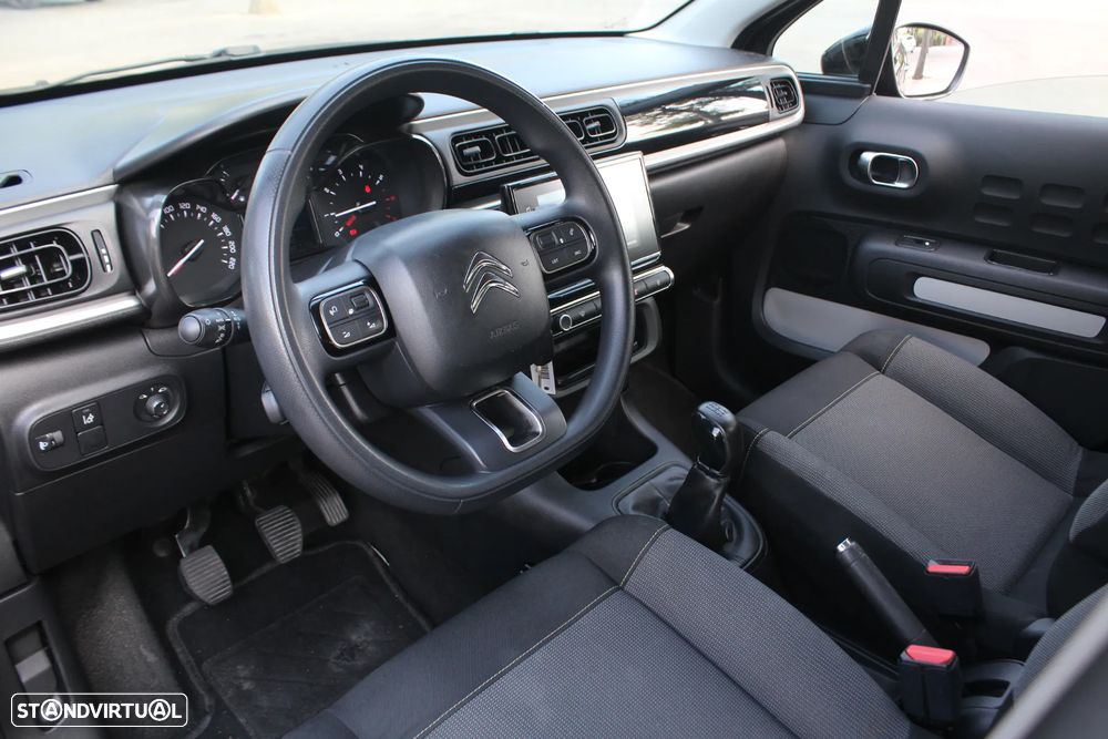Citroën C3 1.2 PureTech Shine - 28
