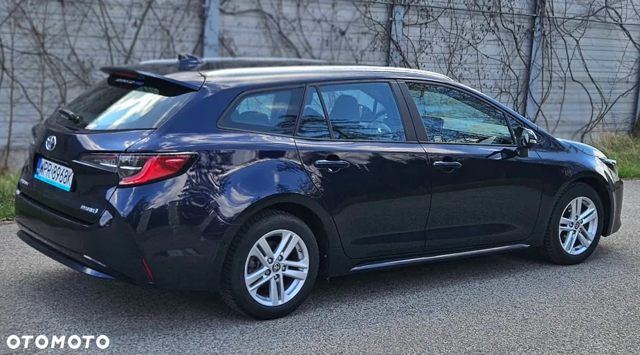 Toyota Corolla 1.8 Hybrid Comfort - 3