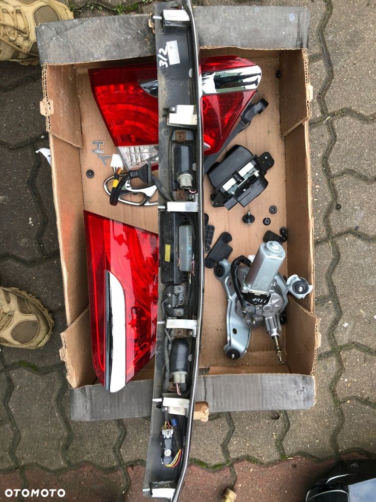 KLAPA TYLNA KAMERA SZYBA HYUNDAI I40 11- - 8