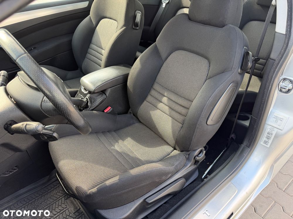 Peugeot 407 - 17