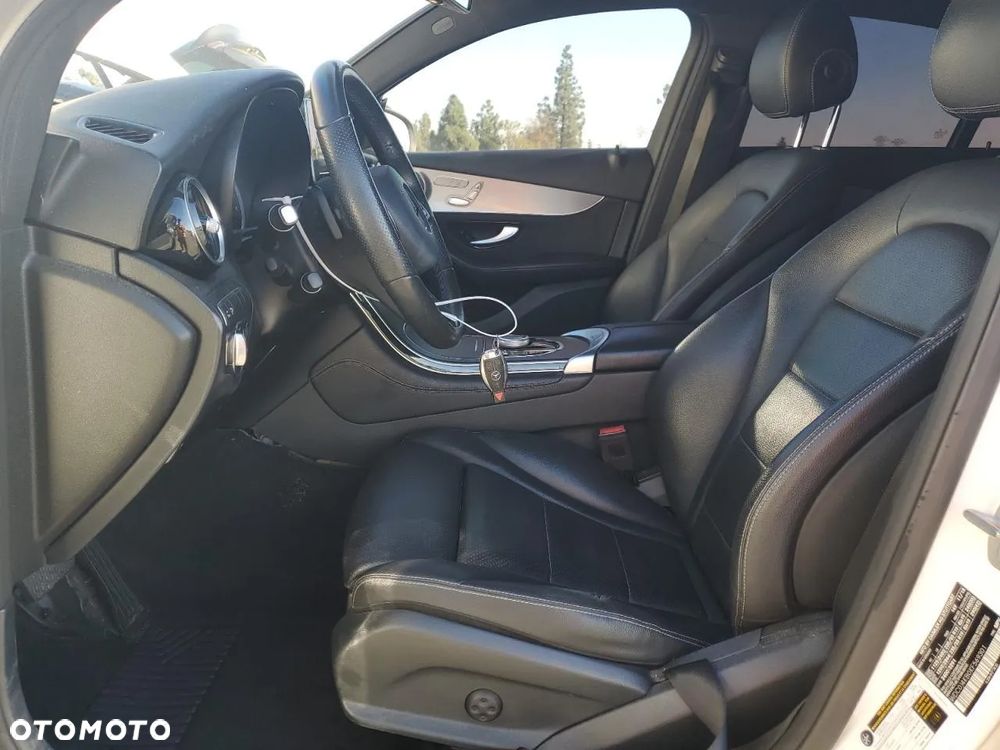 Mercedes-Benz GLC - 7
