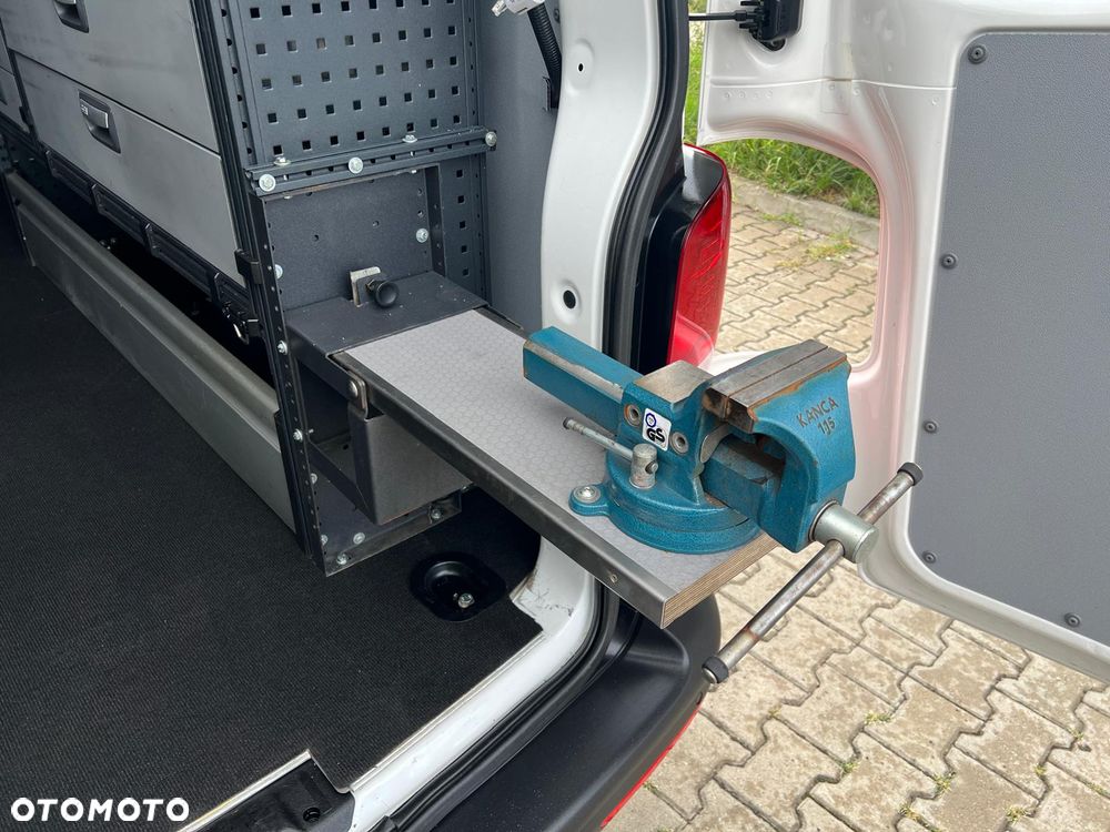 Volkswagen TRANSPORTER 2,0 TDI 150KM 4MOTION L2H2 4X4 ZABUDOWA WARSZTATOWA - 26