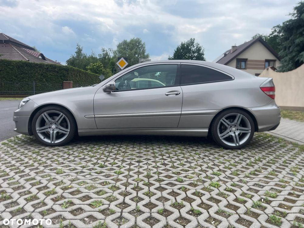 Mercedes-Benz CLC - 15