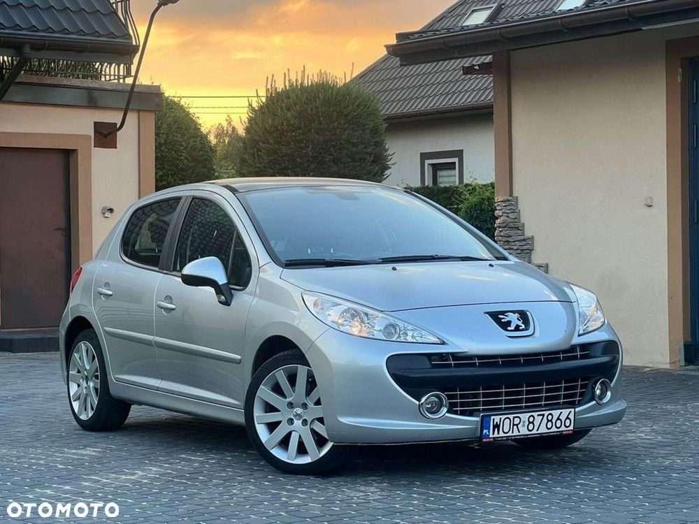 Peugeot 207 1.6 THP Platinum - 23