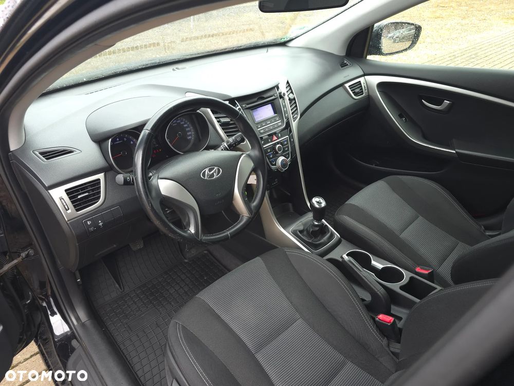 Hyundai i30 blue 1.4 Classic - 18