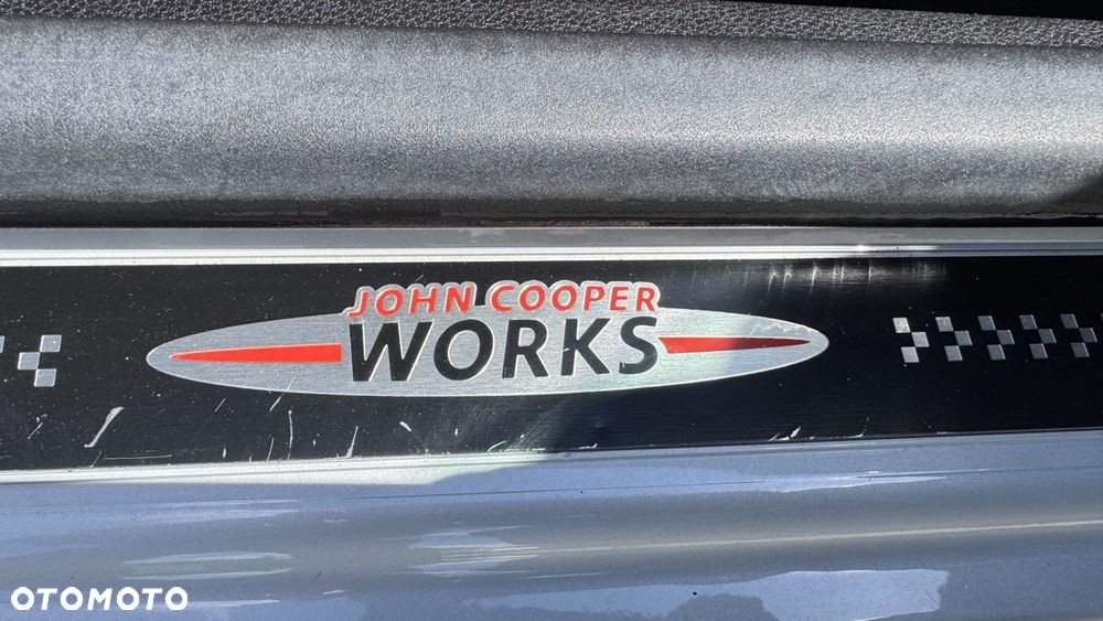 MINI John Cooper Works Standard - 9
