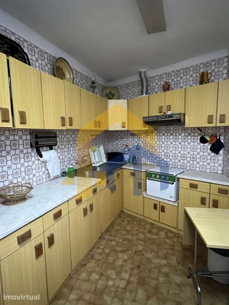 Apartamento T2+1 com Sotão Aproveitado , em Estremoz - Grande imagem: 3/13