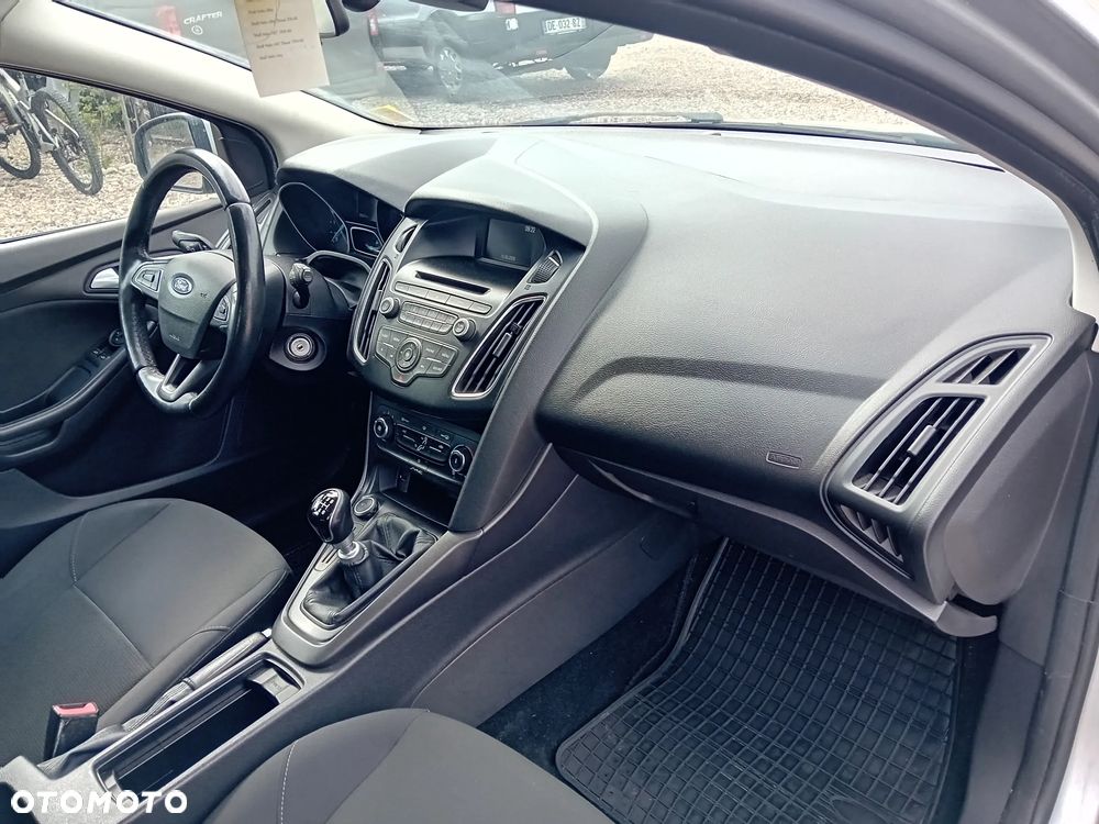 Ford Focus - 13