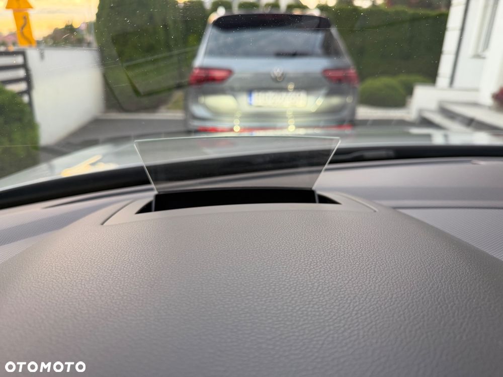 Volkswagen Tiguan 2.0 TDI R-Line Plus DSG - 23