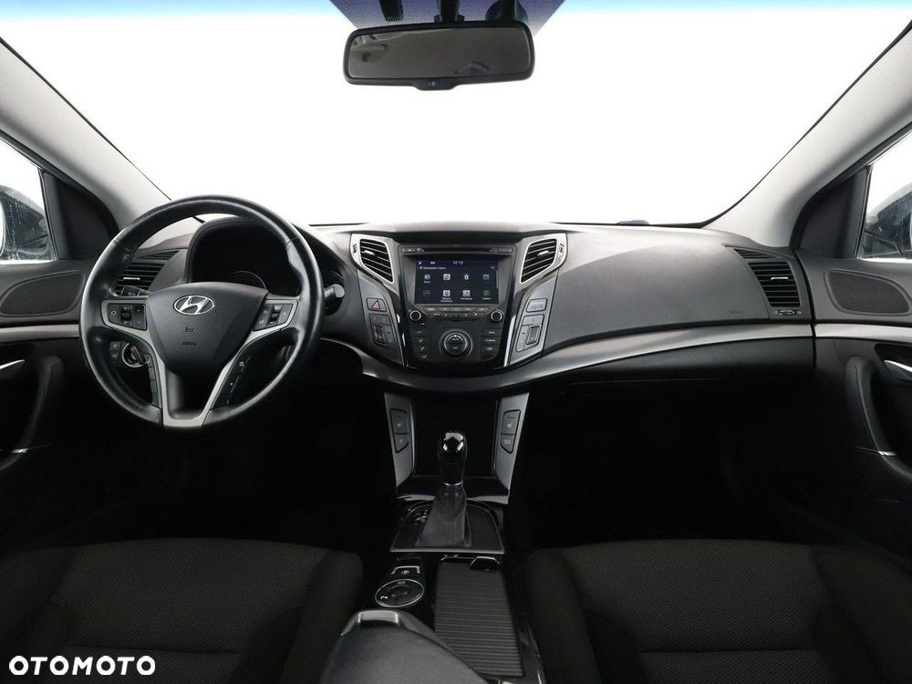 Hyundai i40 Kombi 2.0 Automatik Trend - 16