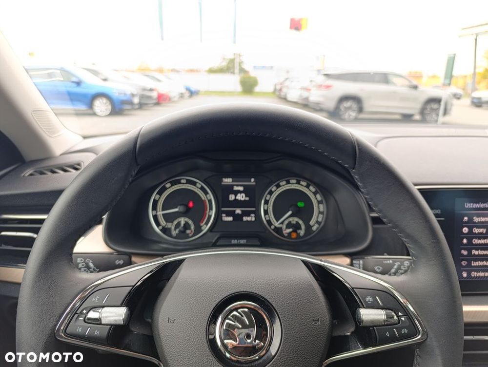 Skoda Kamiq 1.0 TSI Ambition DSG - 26