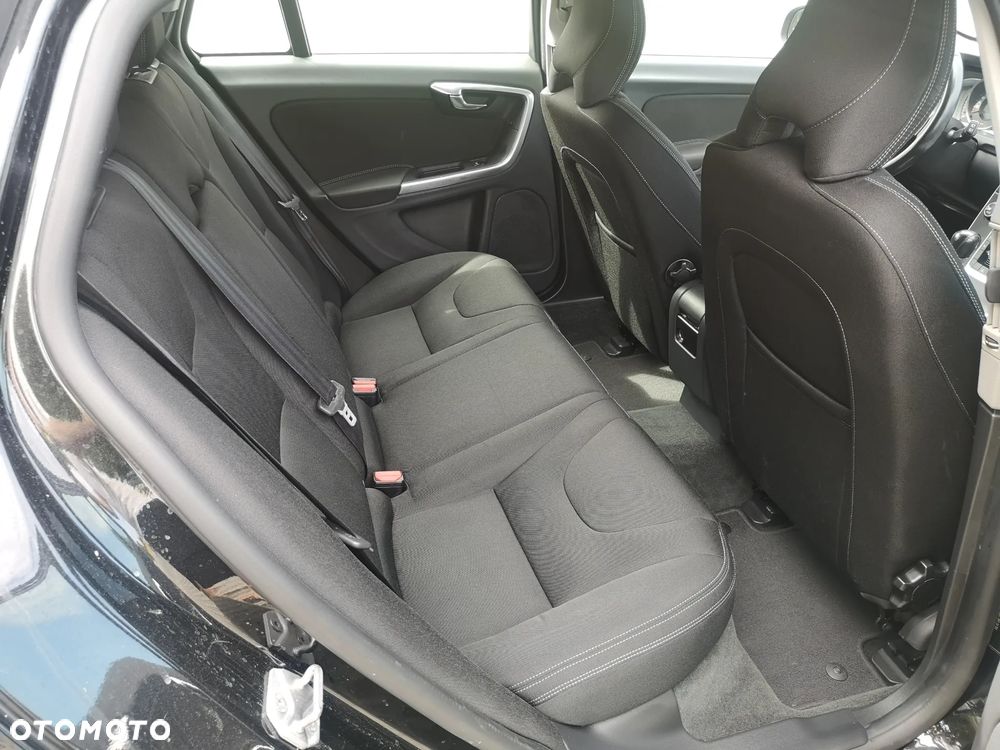 Volvo V60 T3 - 8