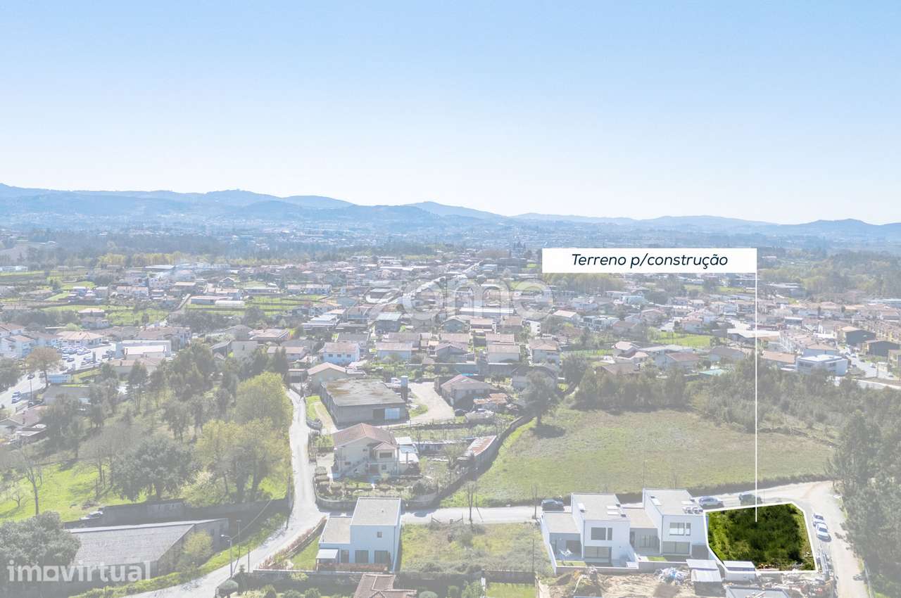 Moradia T3 em estrutura, Vila Verde - Grande imagem: 2/17