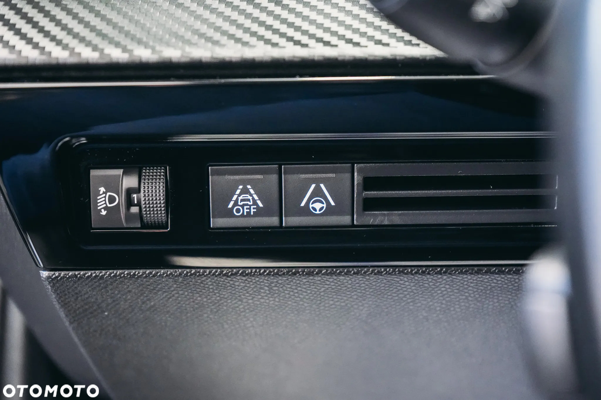 Peugeot 508 SW BlueHDi 160 EAT8 Allure Business-Paket - 24