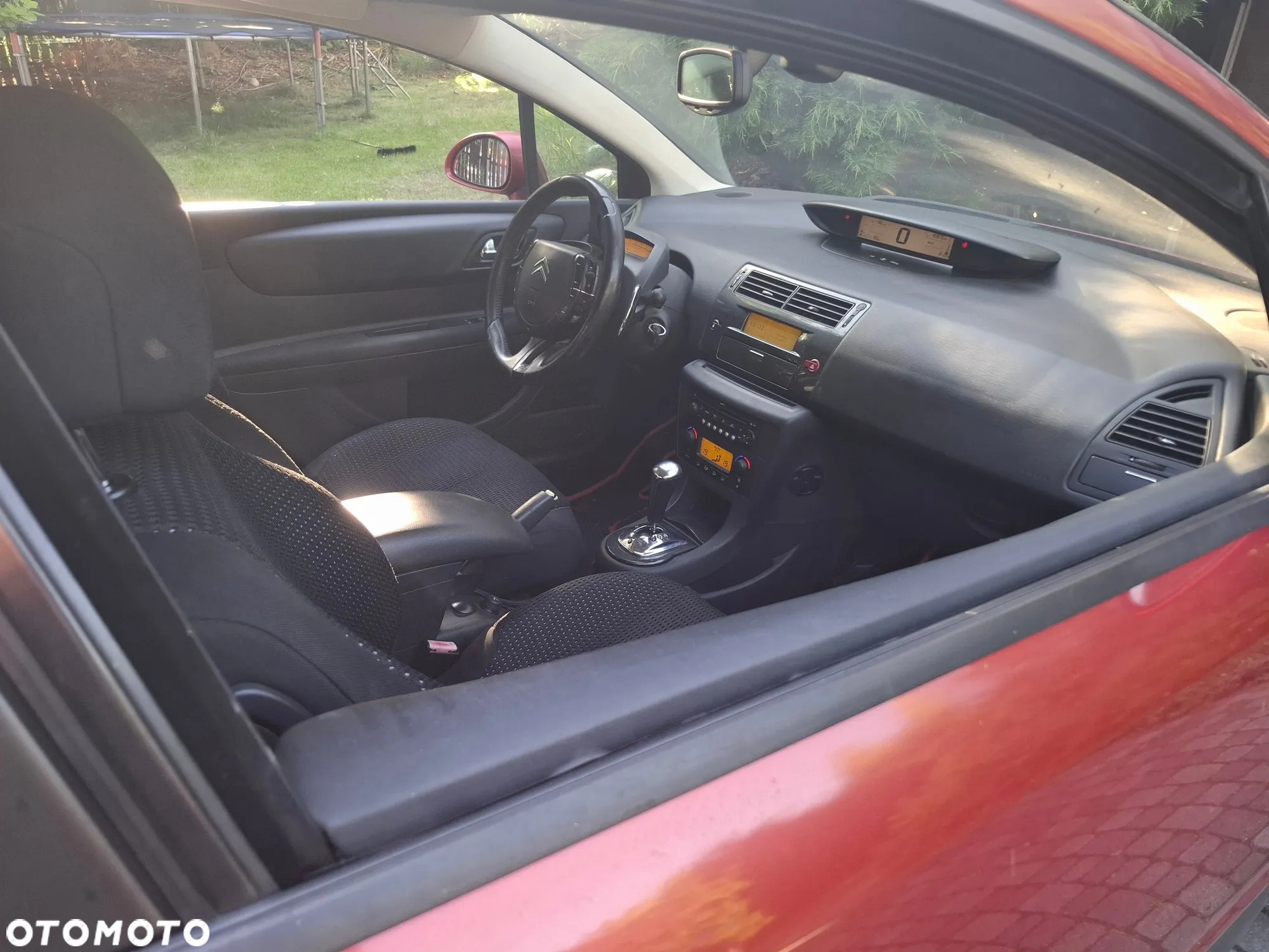Citroën C4 Coupe 1.6 HDi FAP EGS6 VTR Plus - 21