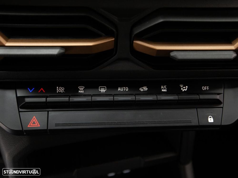 Dacia Duster 1.6 Hybrid Extreme - 19