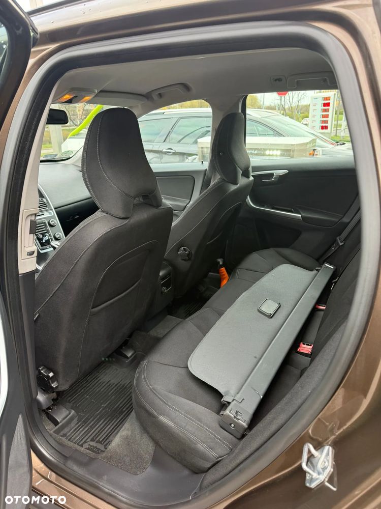 Volvo XC 60 D4 Drive-E Base - 15